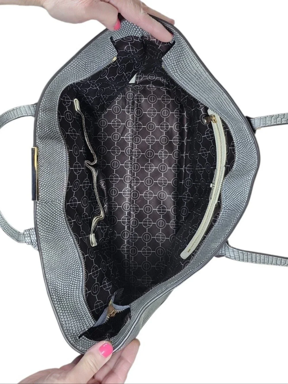 henri bendel Lizard-embossed Tote - Picture 5 of 10